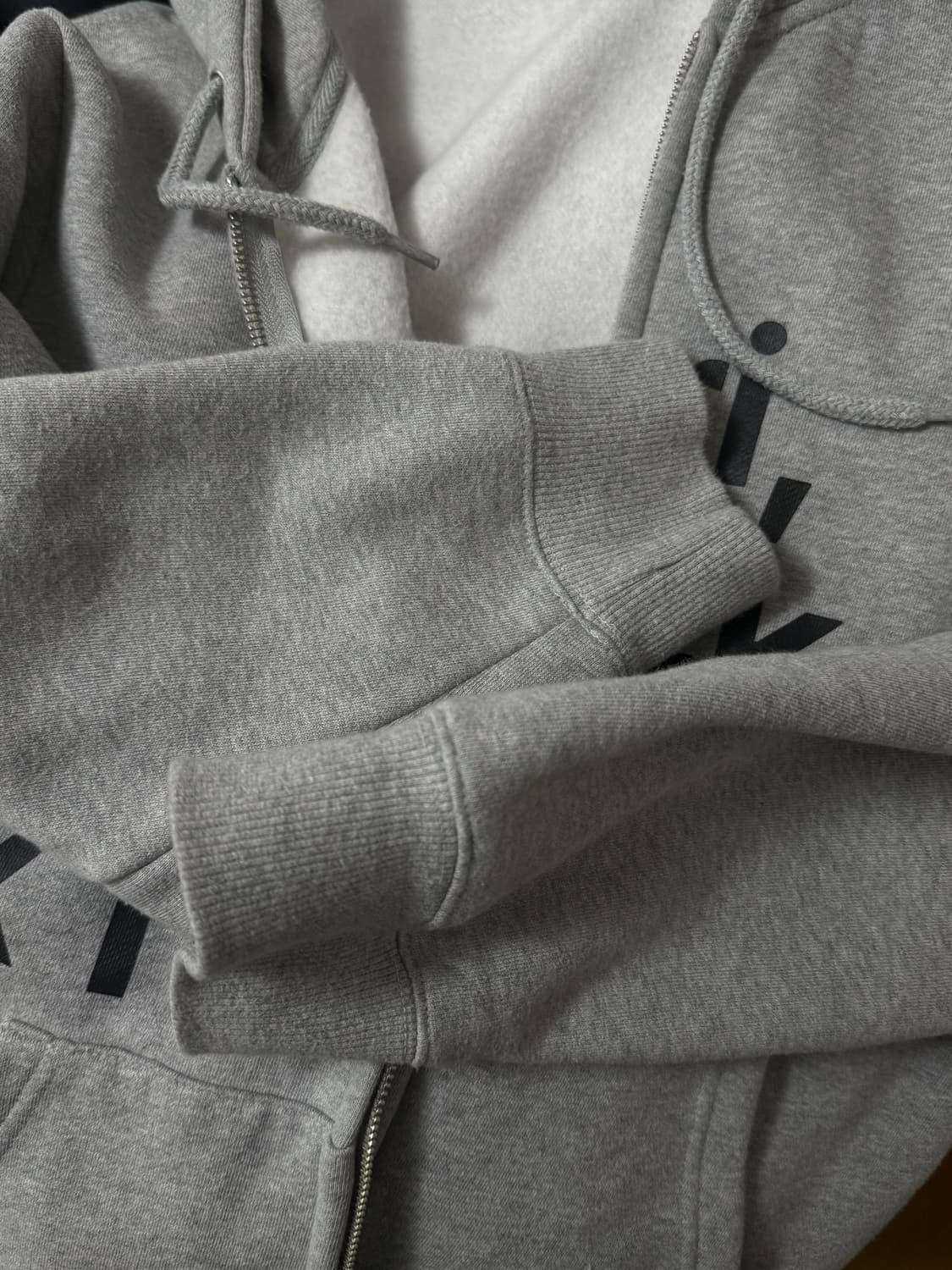 오도어 시리 후드집업 1 size 상품이미지3