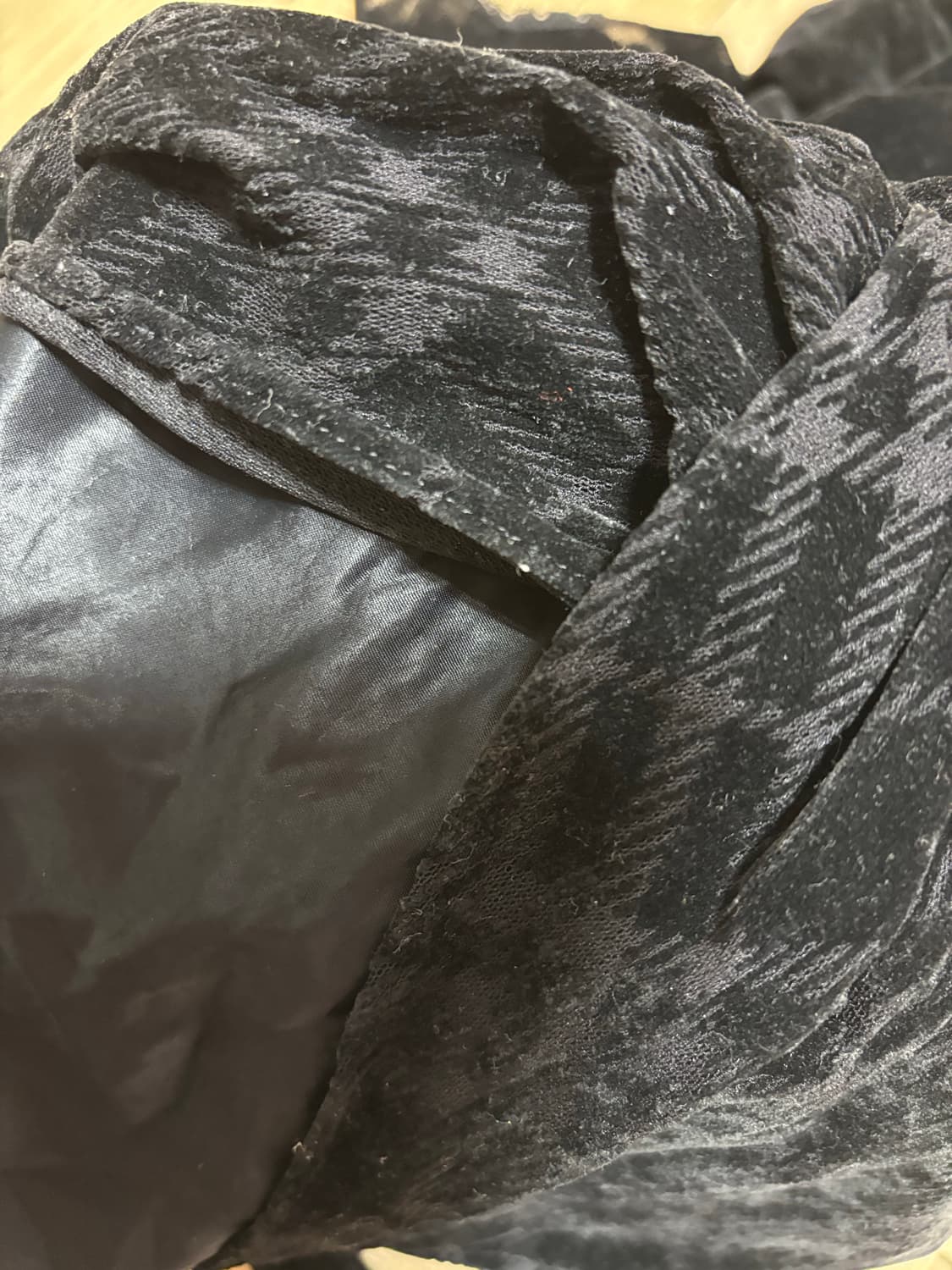 버버리 블루라벨 벨벳 슬리브리스 상품이미지3