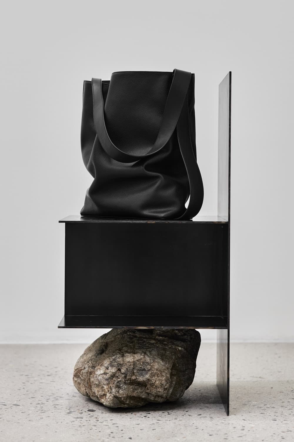 유스 듀얼 텍스쳐 레더 숄더백 상품이미지7