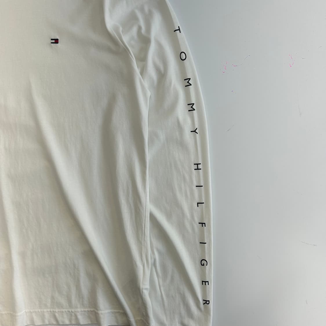 Tommy hilfiger 타미힐피거 사이드로고 화이트 롱슬리브 상품이미지5
