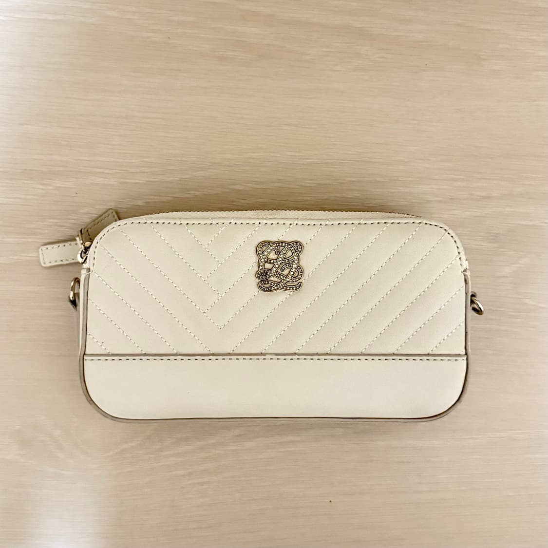 루이까또즈 크로스백 상품이미지2