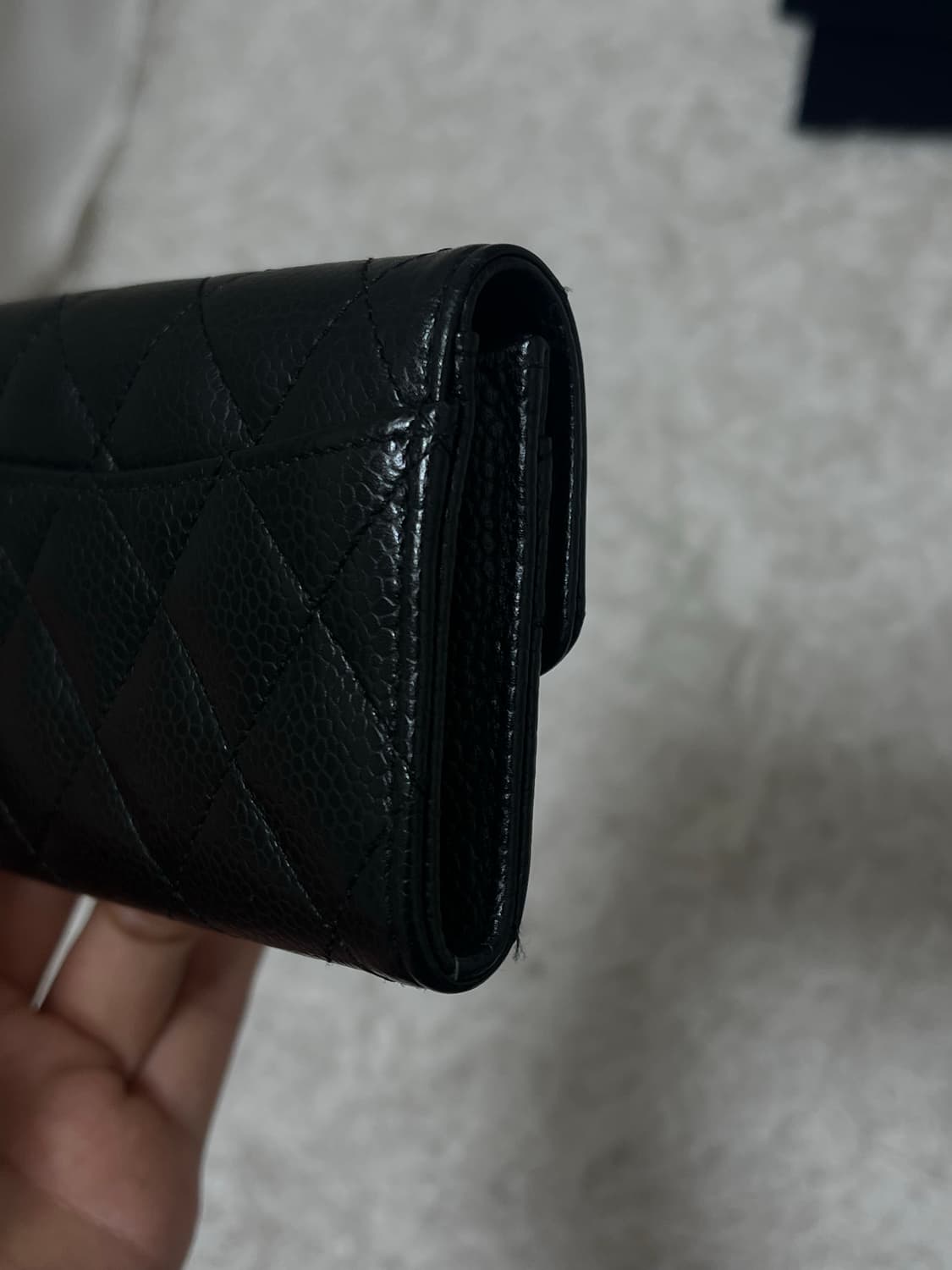 샤넬 클래식 똑딱이 캐비어 블랙 은장 상품이미지8