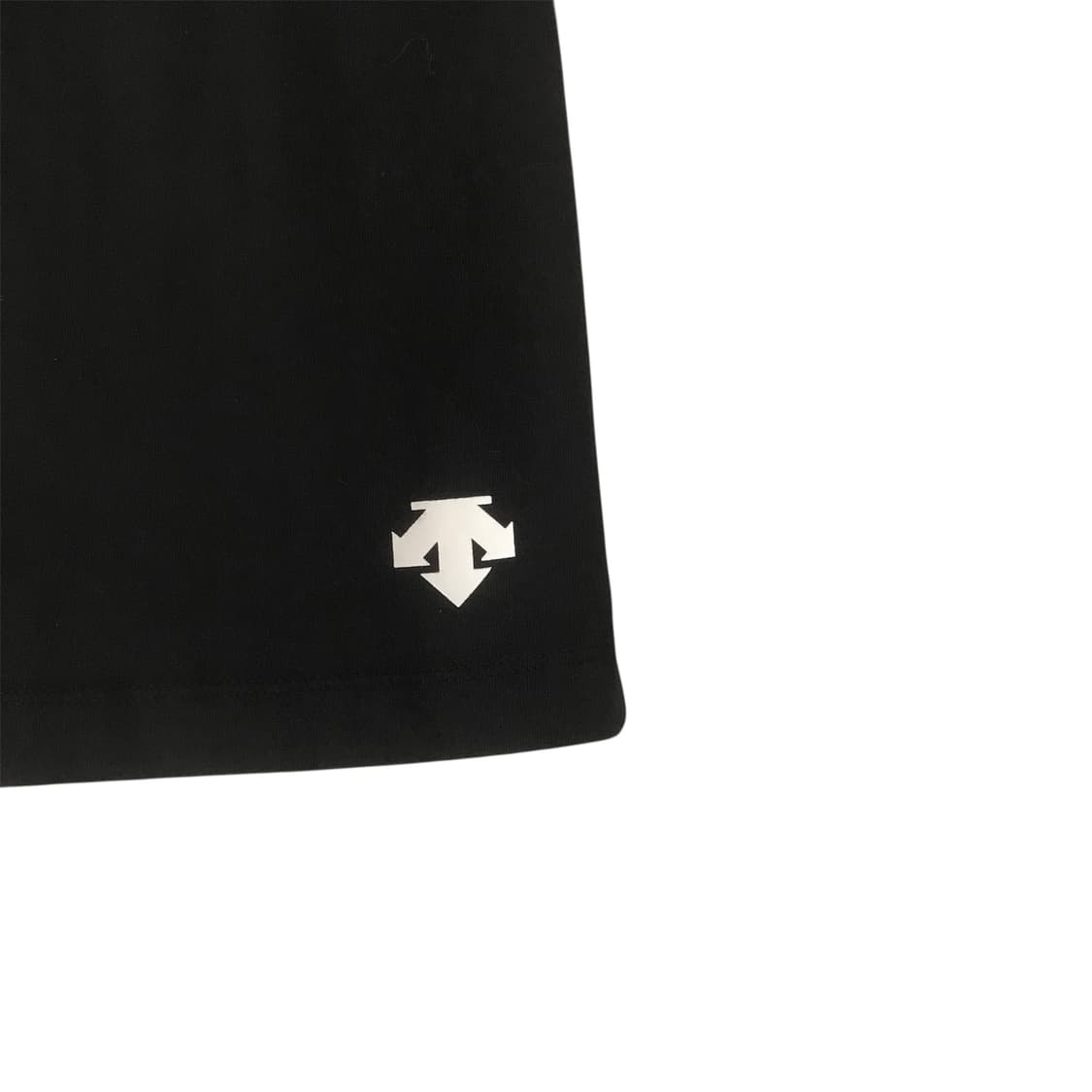 데상트 반팔 T 상품이미지2