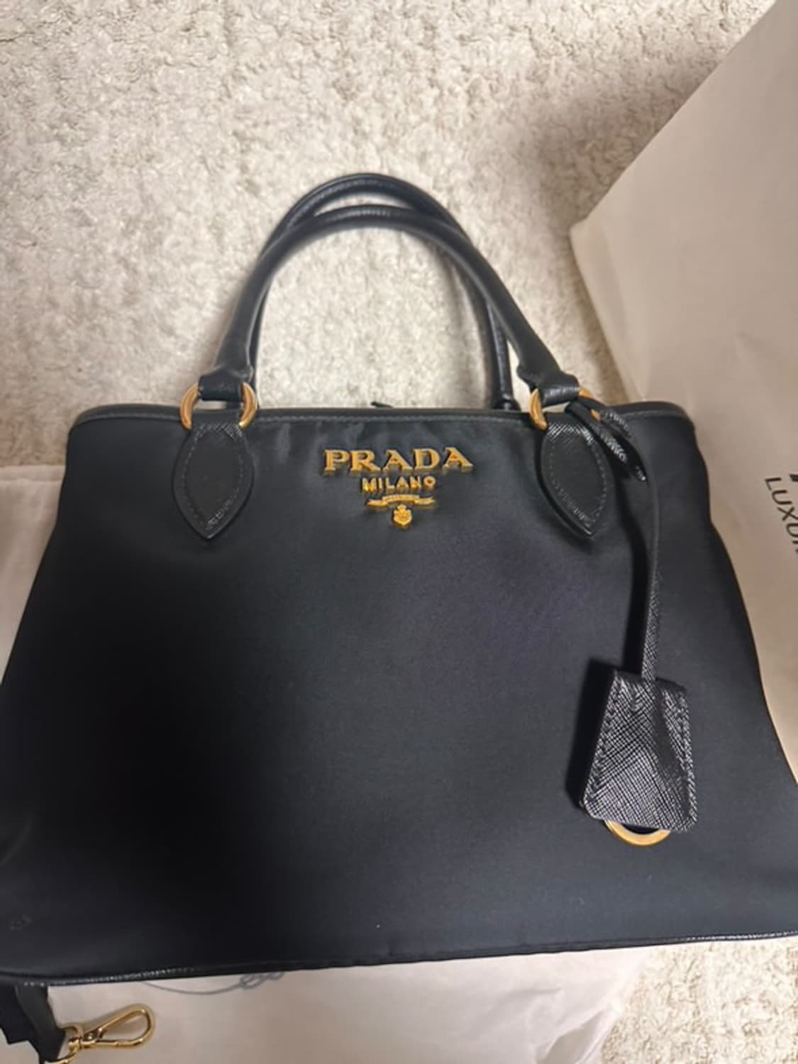 프라다 borsa a mano 토트백 새상품 팝니다 상품이미지3