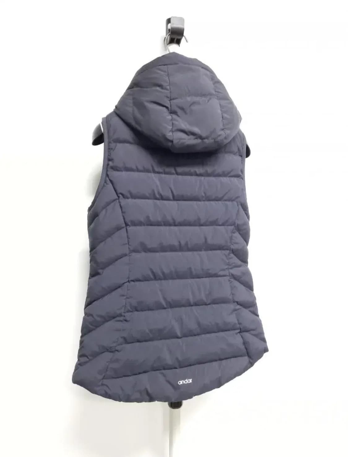 안다르 구스 경량 패딩베스트 2싸이즈 44 상품이미지4