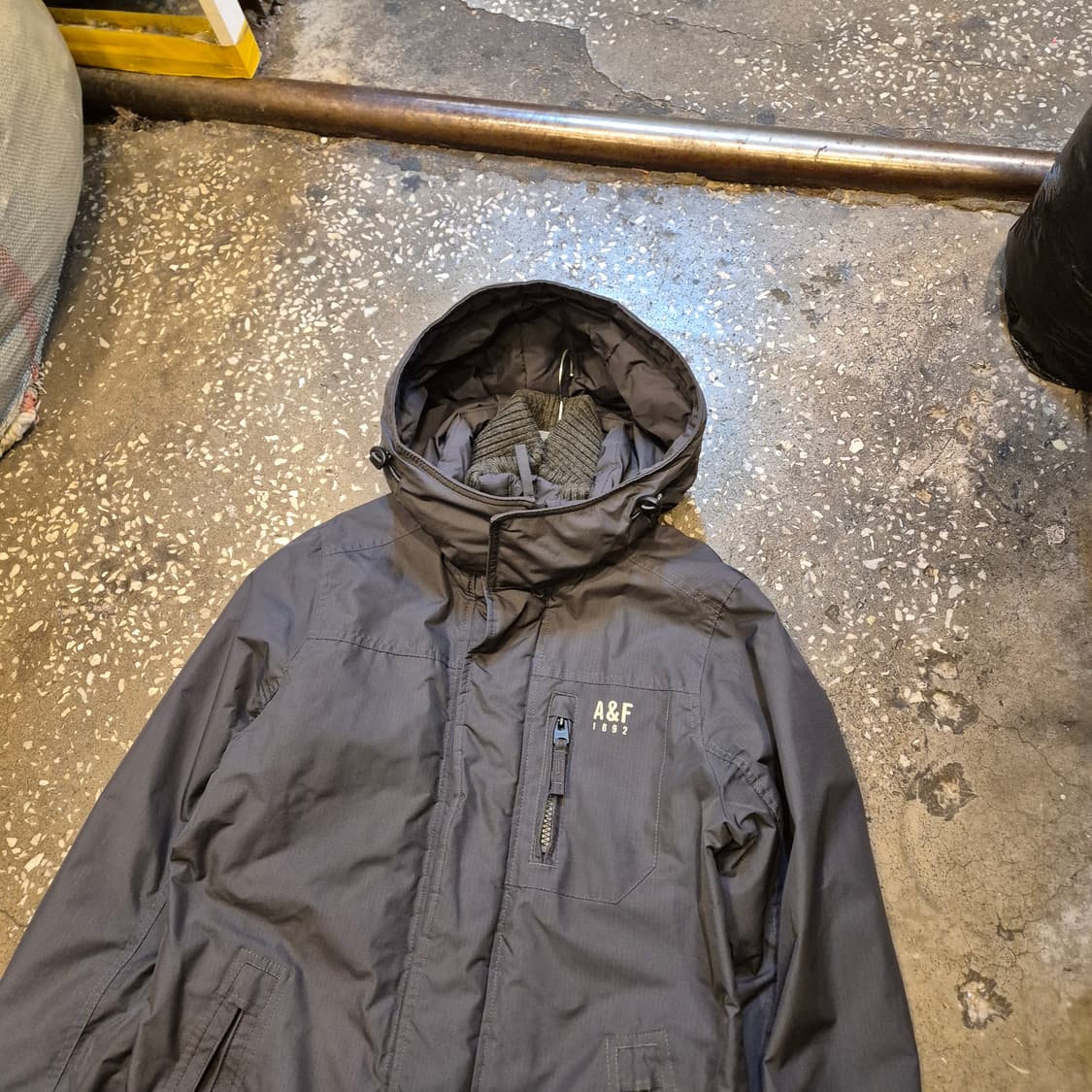 M 아베크롬비 차콜 후드자켓 상품이미지7