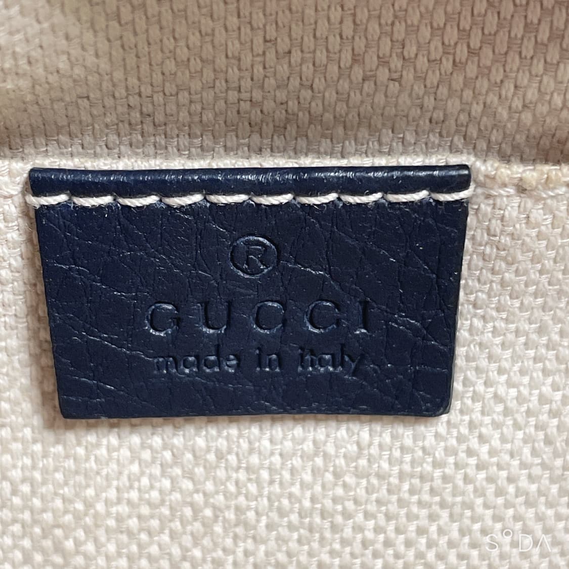 구찌 소호 태슬 디스코백 네이비 상품이미지8