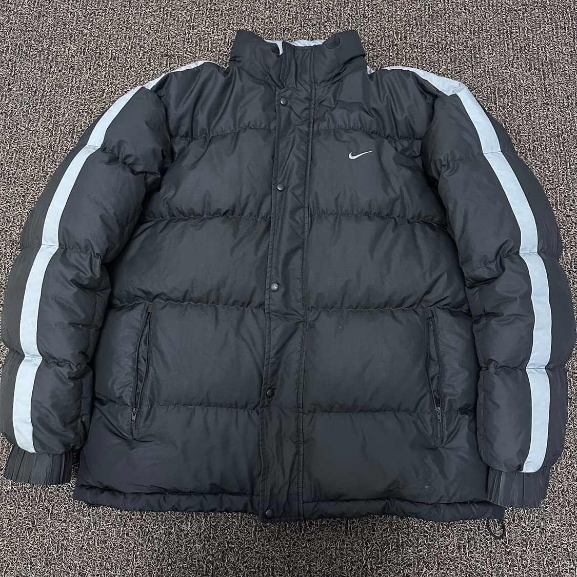 NIKE 나이키 올드스쿨 덕다운 패딩 블랙 2XL 상품이미지1