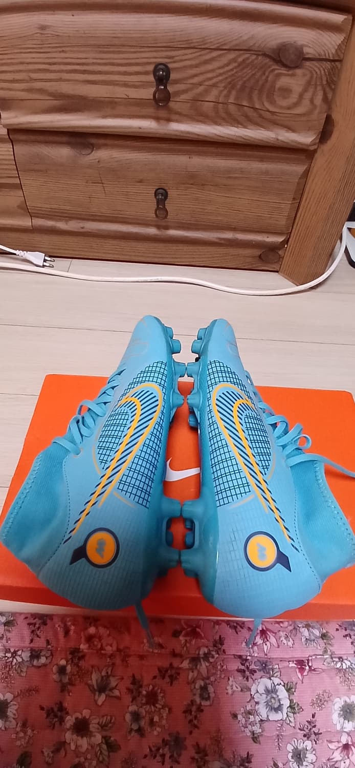 나이키 머큐리얼 슈퍼플라이 8 아카데미 MG 축구화(255mm)  상품이미지8