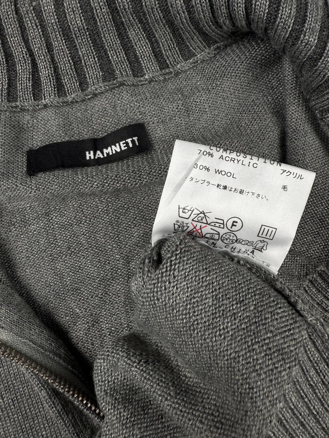 캐서린 햄넷 하이넥 투웨이 니트집업 상품이미지8