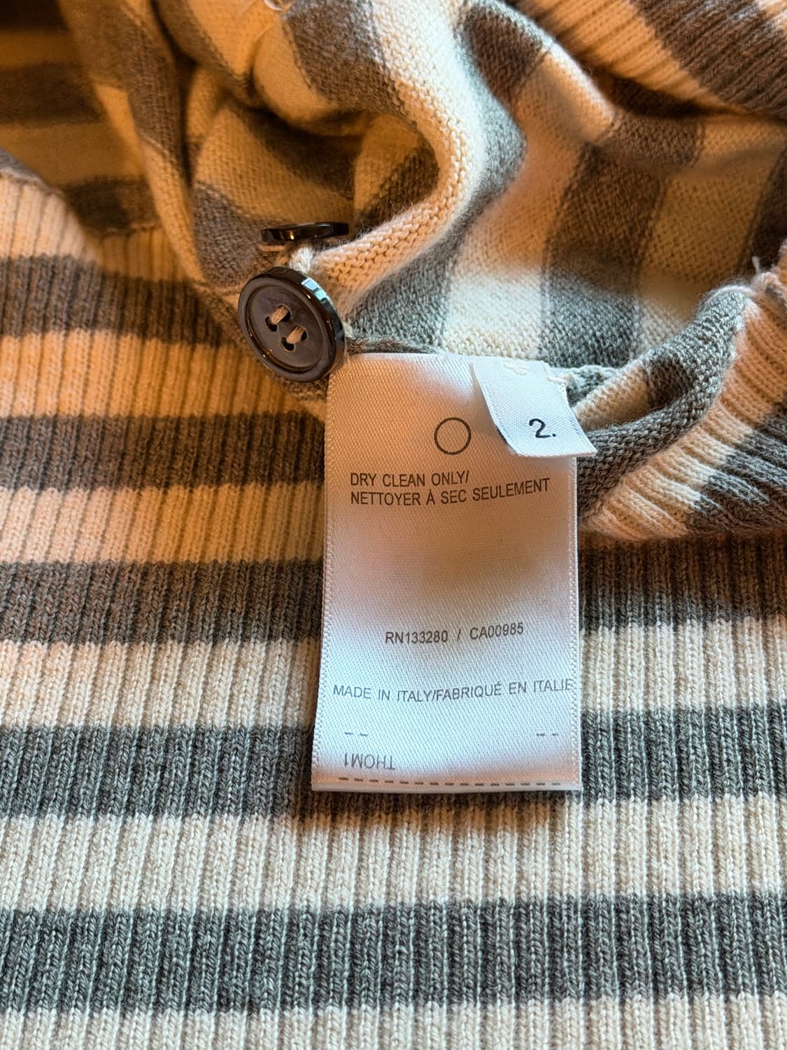 톰브라운 그레이 화이트 스트라이프 가디건 상품이미지5