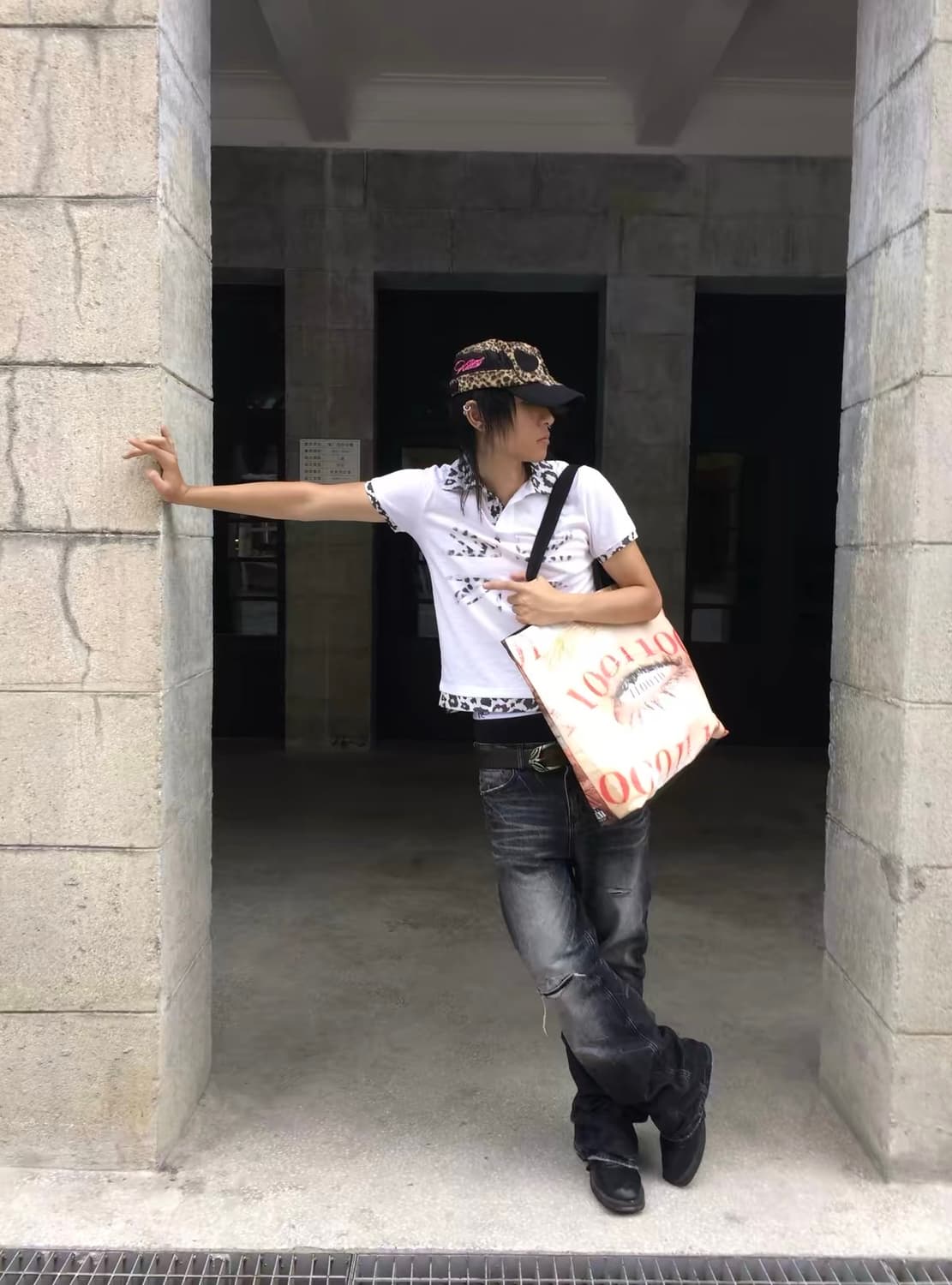 레오파드 유니온 카라 티셔츠 상품이미지5