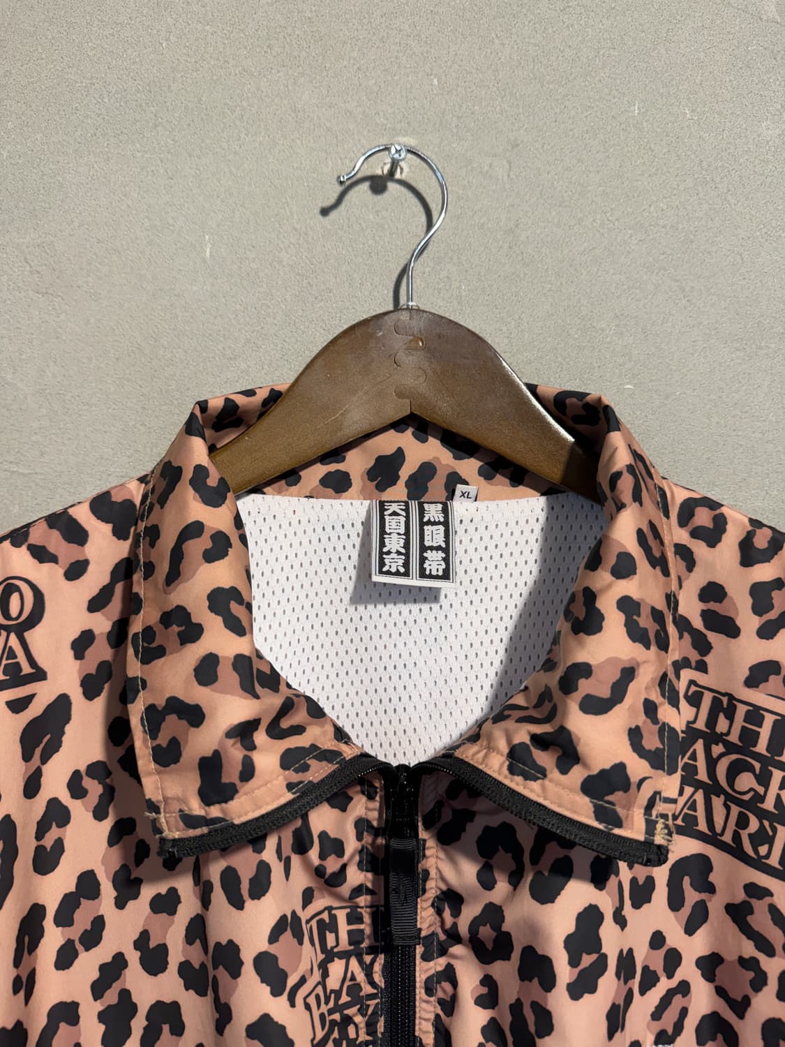 와코마리아 블랙아이패치 레오파드 트랙자켓 XL(2XL) 상품이미지4