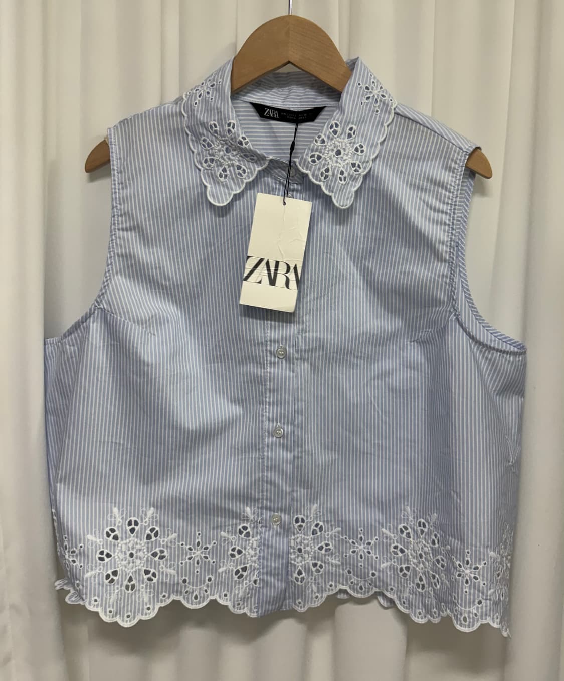 [새상품] Zara 자라 펀칭 레이스 슬리브리스 셔츠 L 상품이미지5
