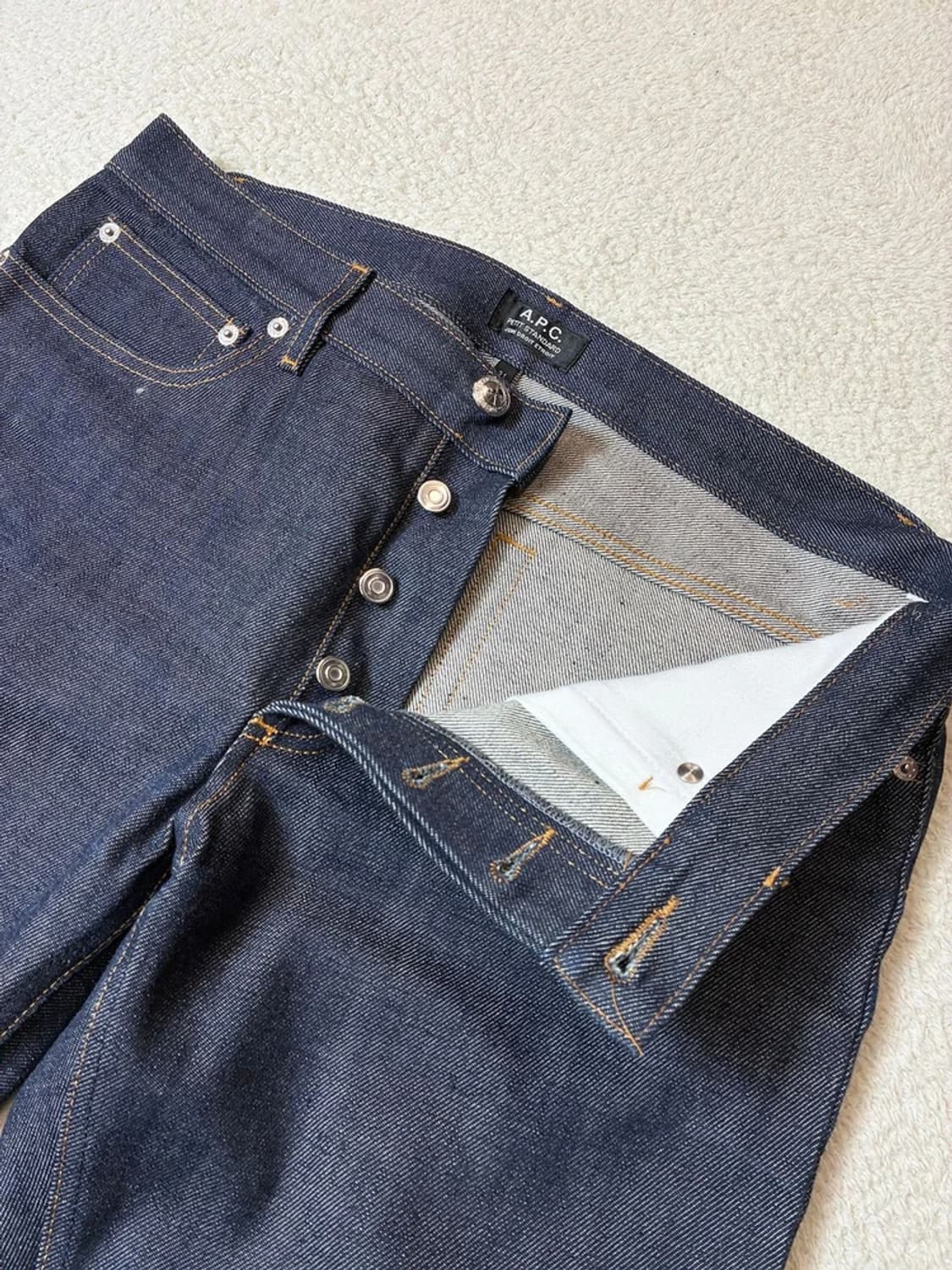 아페쎄 APC 쁘띠 뉴 스탠다드 데님 팬츠 PN6972 상품이미지3
