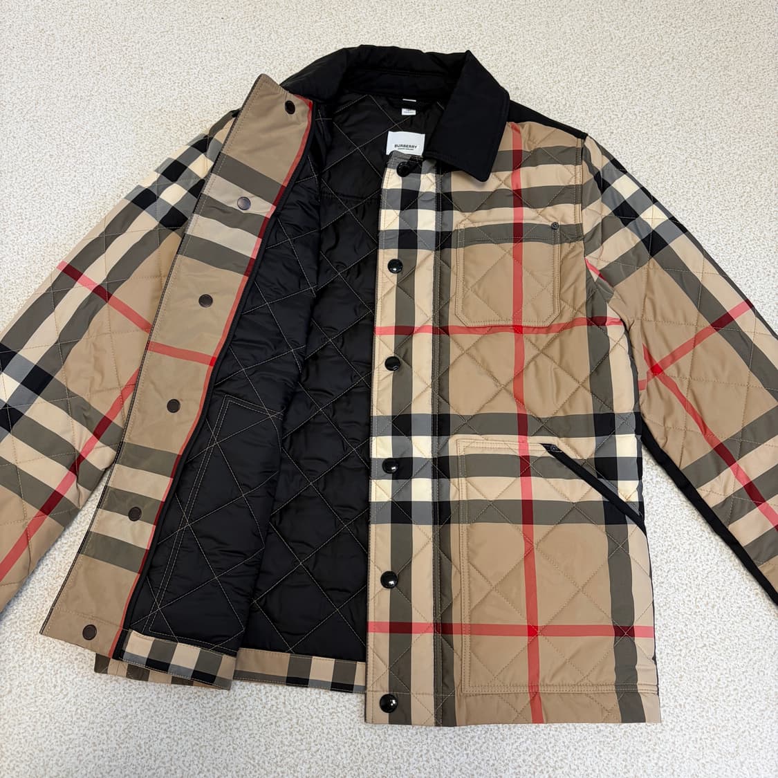버버리 체크 퀼팅 자켓 아카이브 베이지 상품이미지6