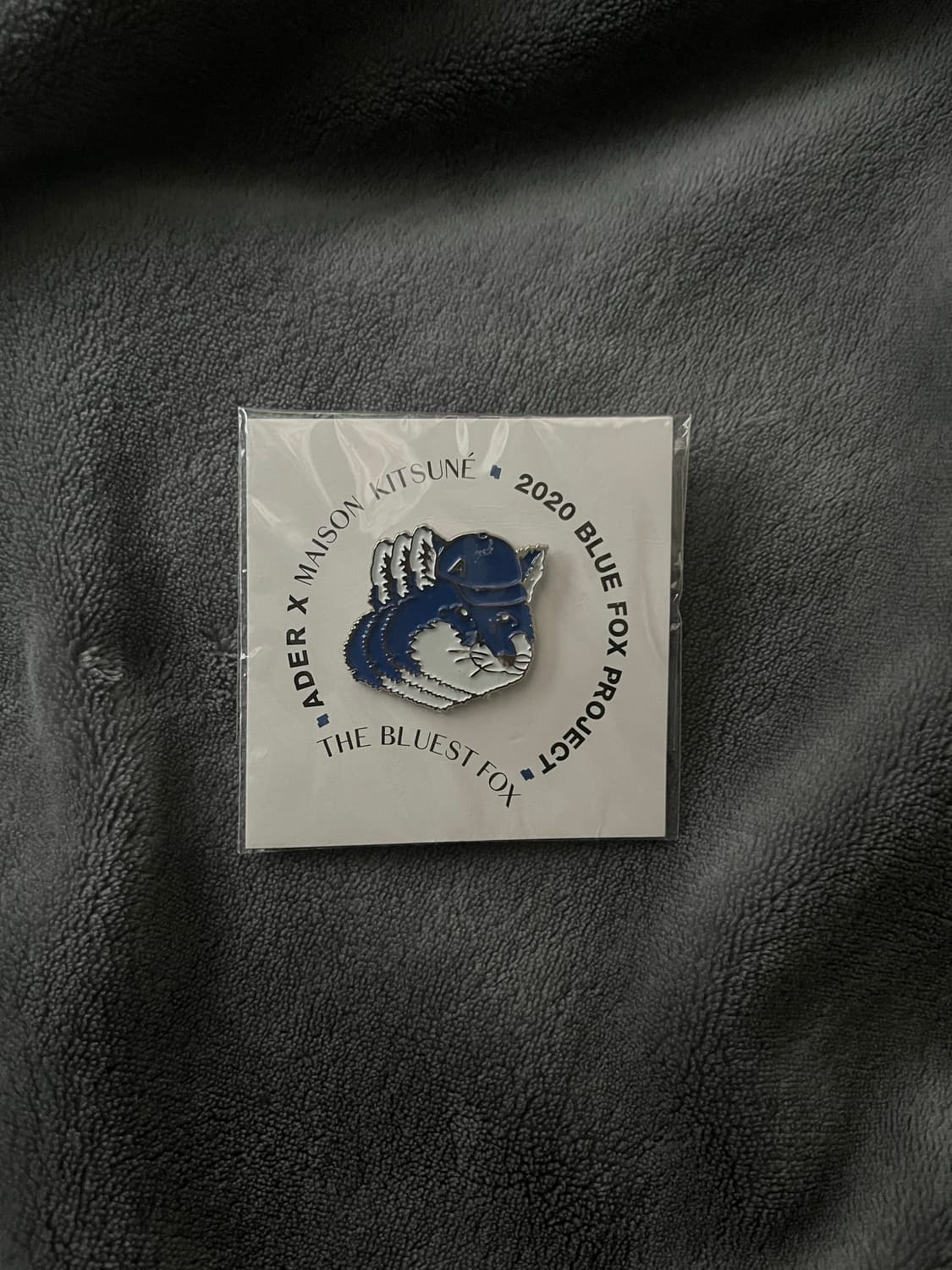 아더에러 메종키츠네 블루 폭스 뱃지 상품이미지2
