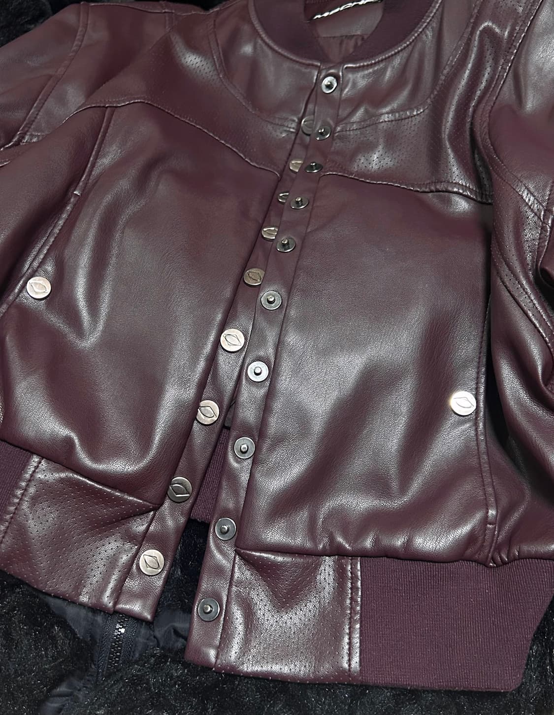 미스치프 레더 봄버 자켓 버건디 버튼업 상품이미지3