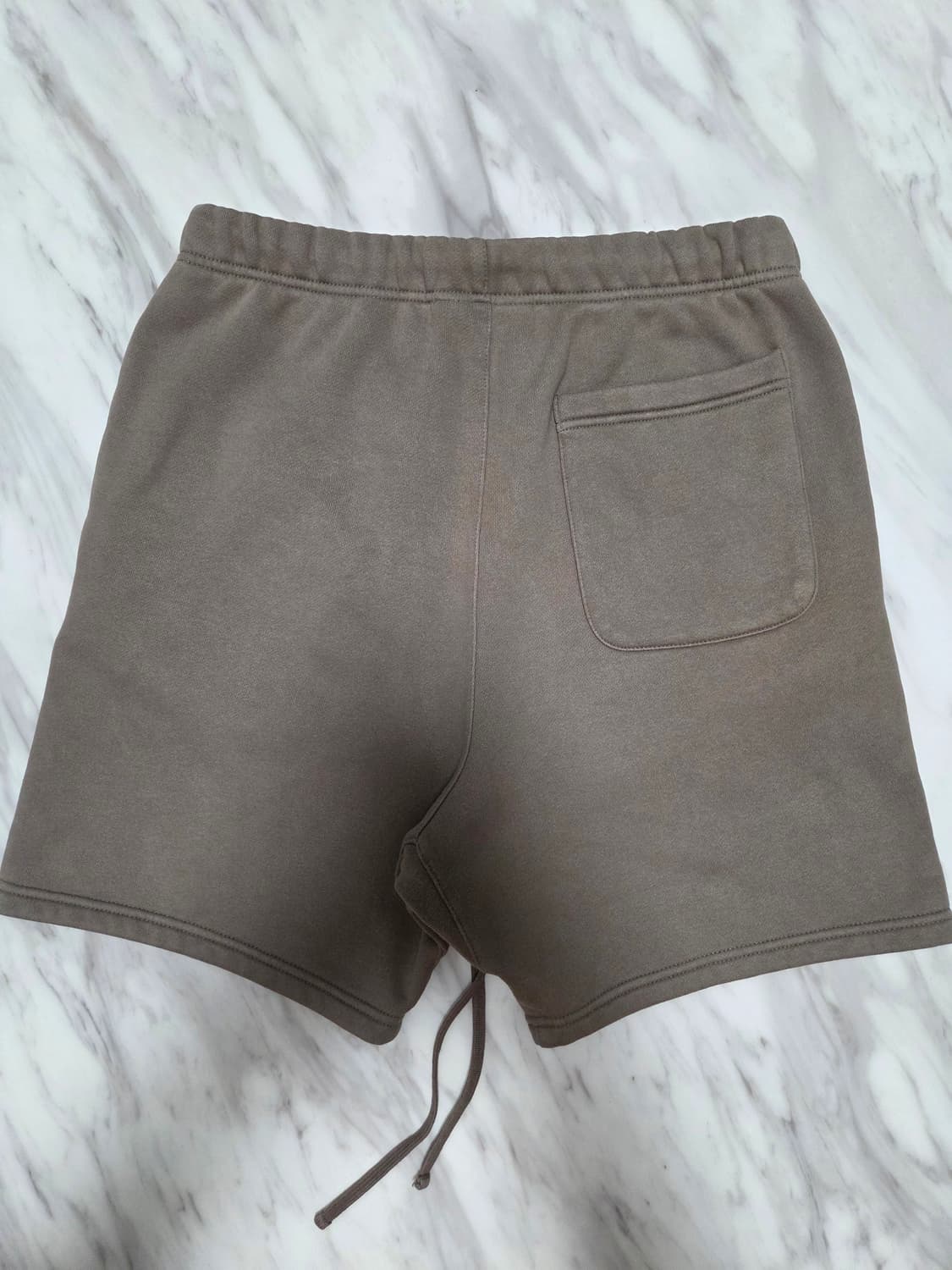 피오갓에센셜 오버핏 스웻 쇼츠 상품이미지2