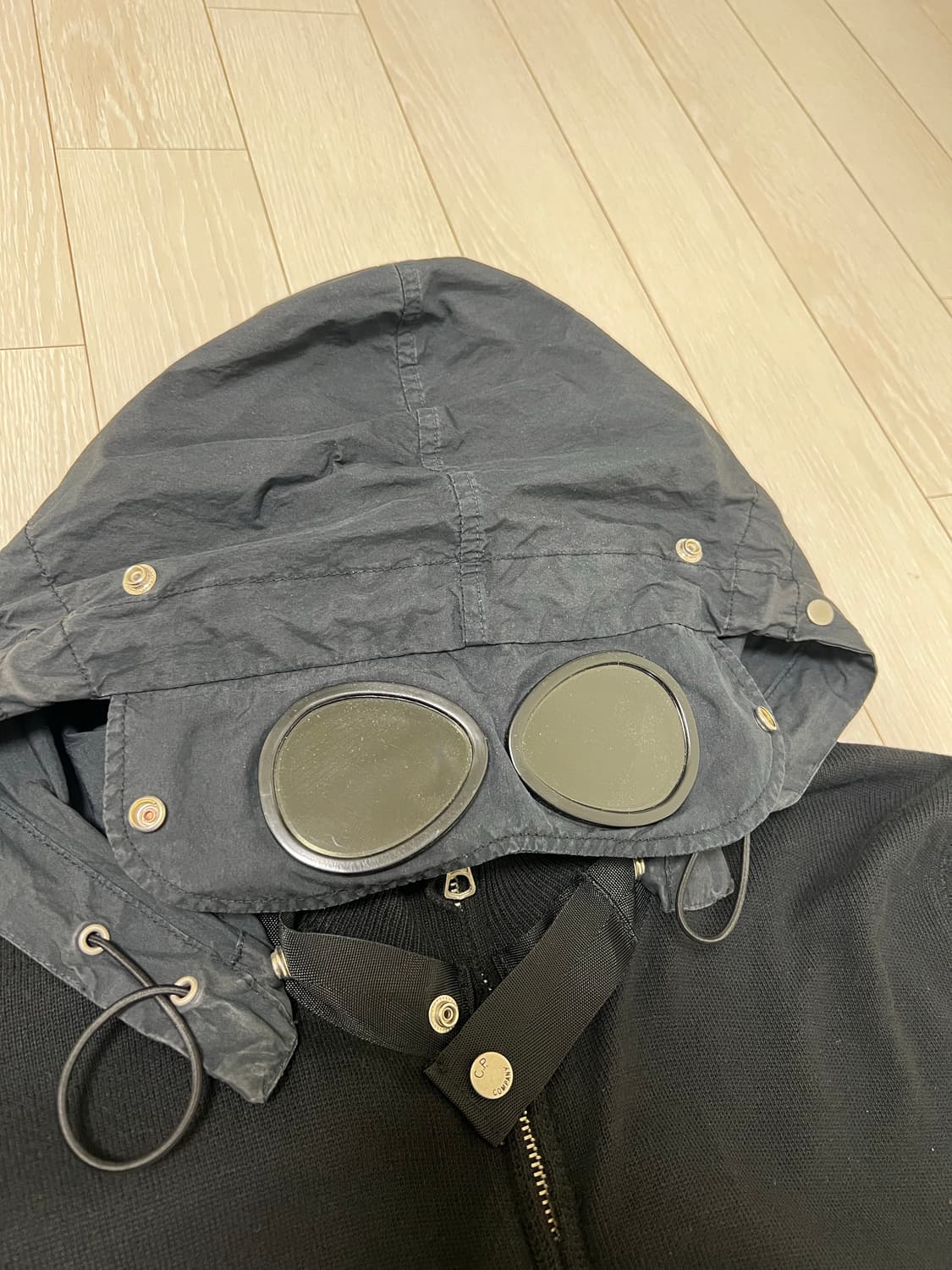 CP컴퍼니 고글 후드집업 니트 L 100 상품이미지4