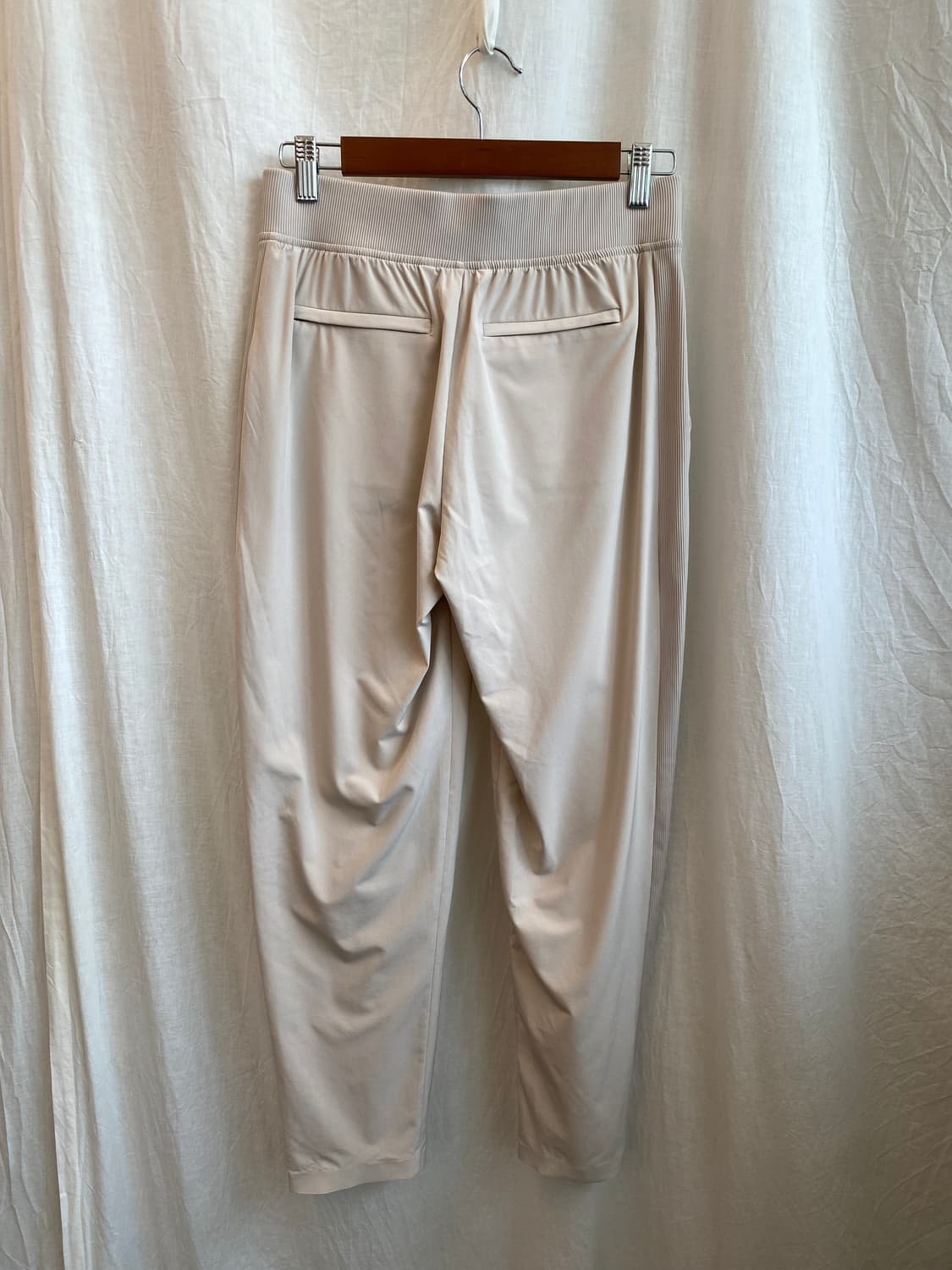 ATHLETA 베이지 트레이닝팬츠(M) 상품이미지6