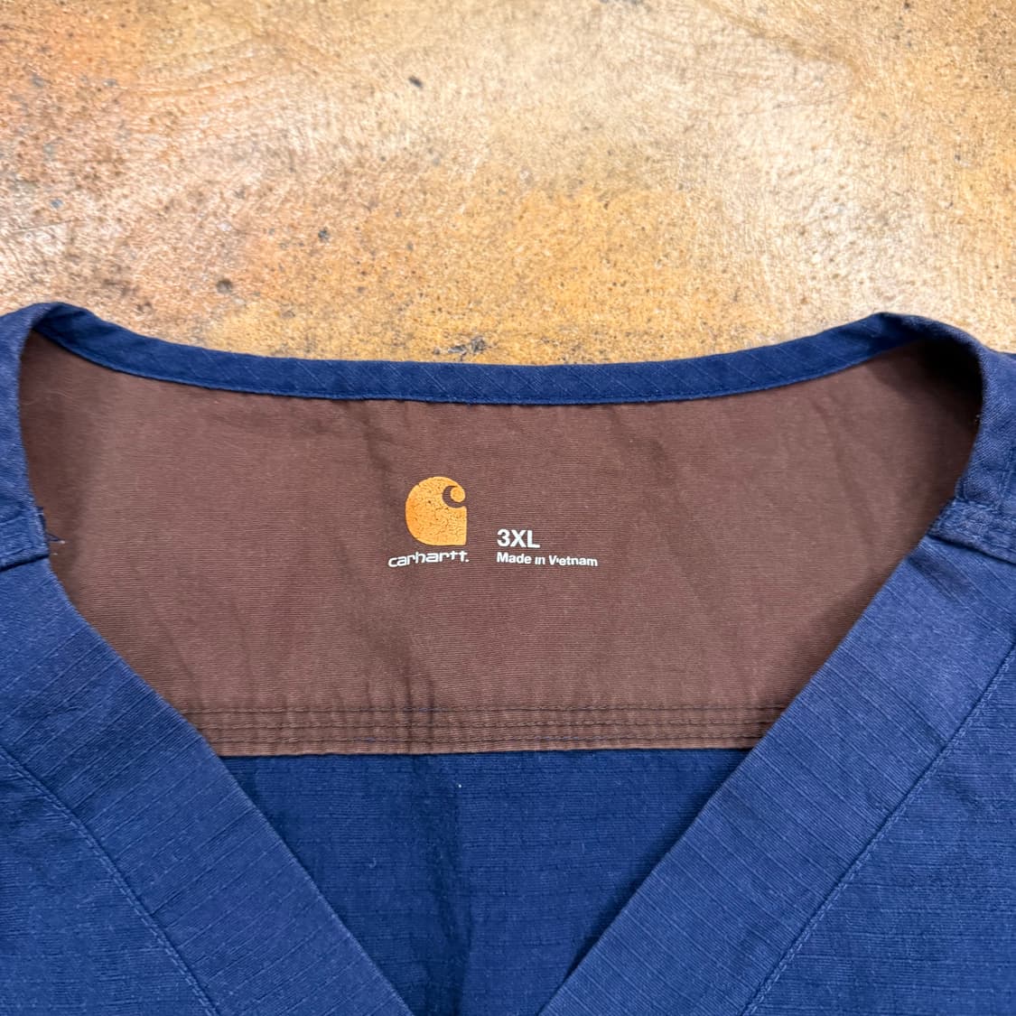 [ 정품/3XL ] 칼하트 립스탑 스크럽 브이넥 반팔 워크 셔츠 상품이미지4