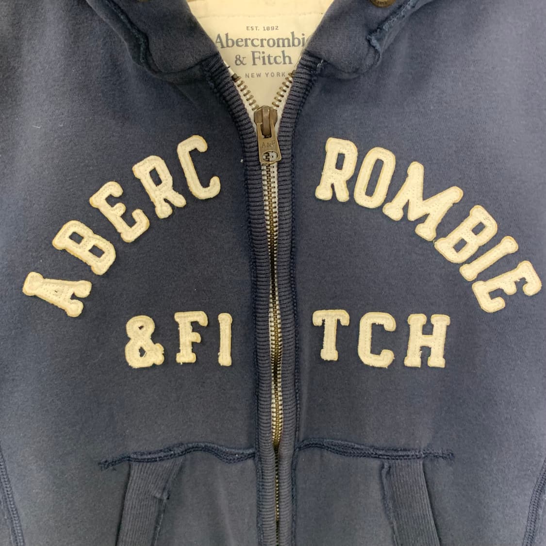 아베크롬비 y2k 와투케 헤비코튼 네이비 후드집업 상품이미지4