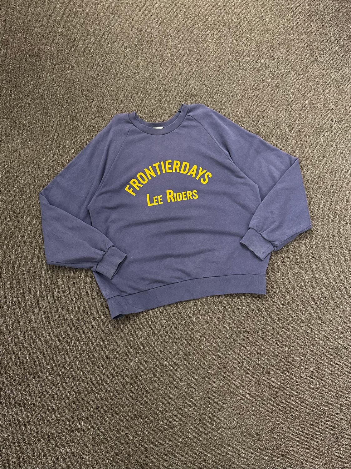 L)Lee vintage 빅로고 프린팅 퍼플 스웻셔츠 상품이미지1