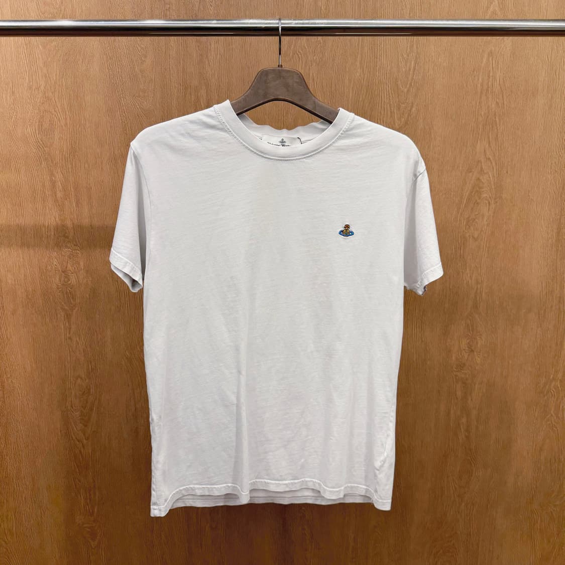 비비안 웨스트우드 코튼 반팔 티셔츠 로고 자수 라운드넥 디테일 화이트 상품이미지2