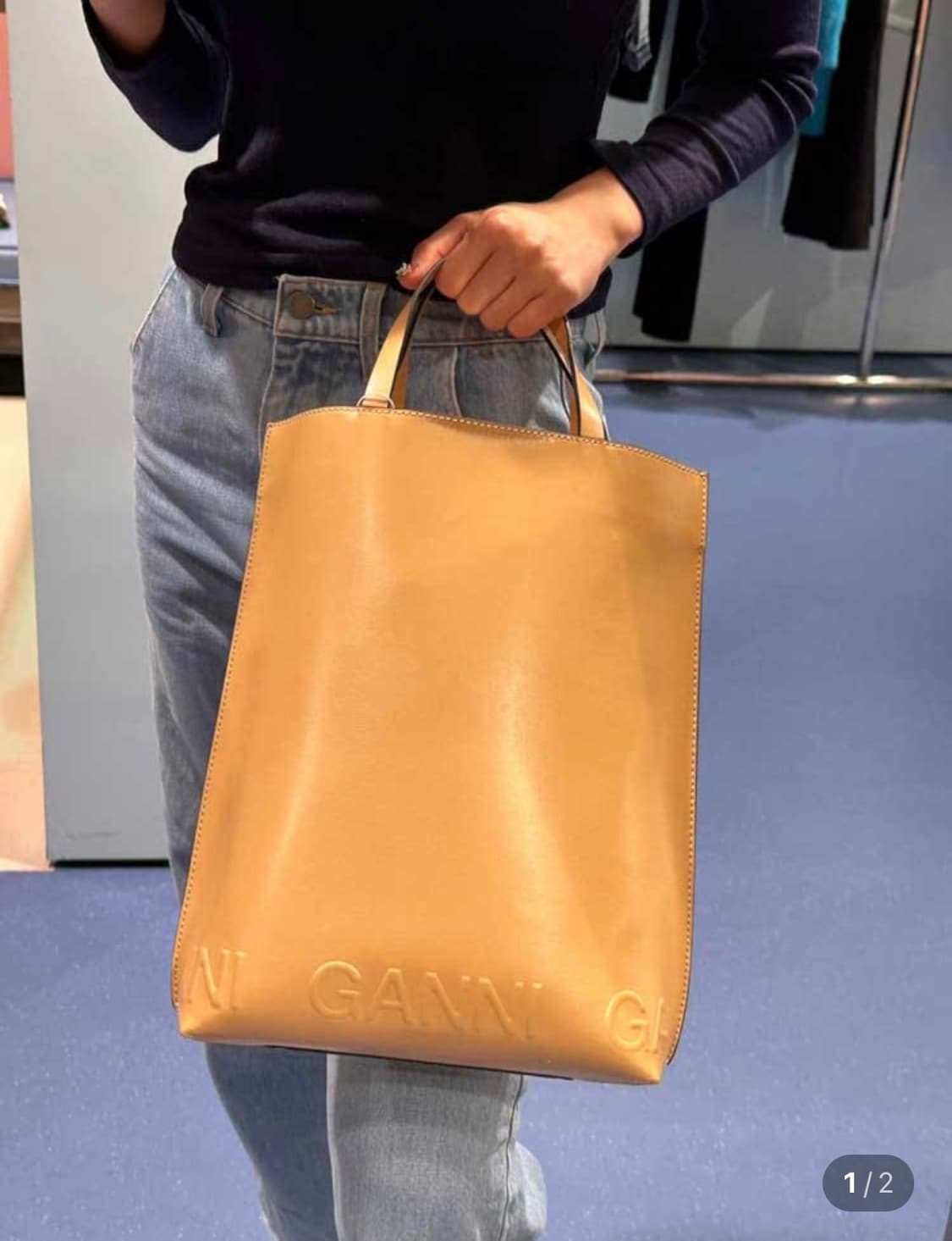 가니 옐로스티치 배너 토트백 / 크로스백 (블랙) 상품이미지3