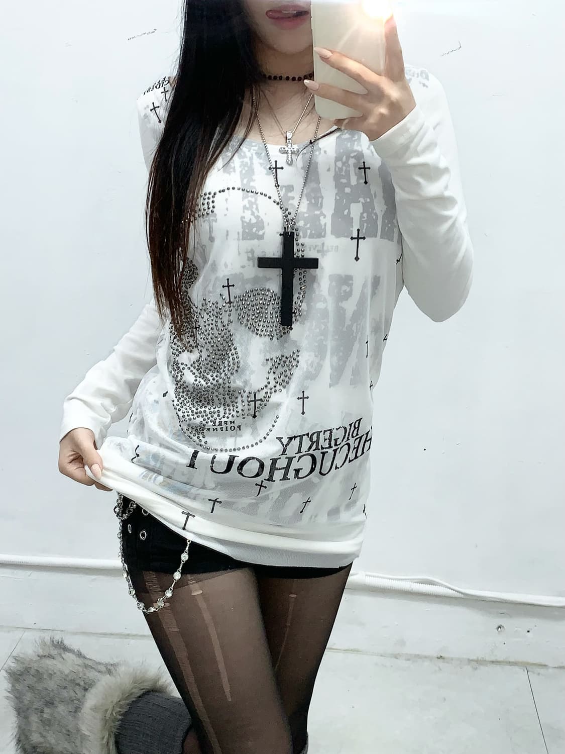 [GIRLS TEES] 스컬 큐빅 고딕 레터링 롱슬리브 상품이미지3