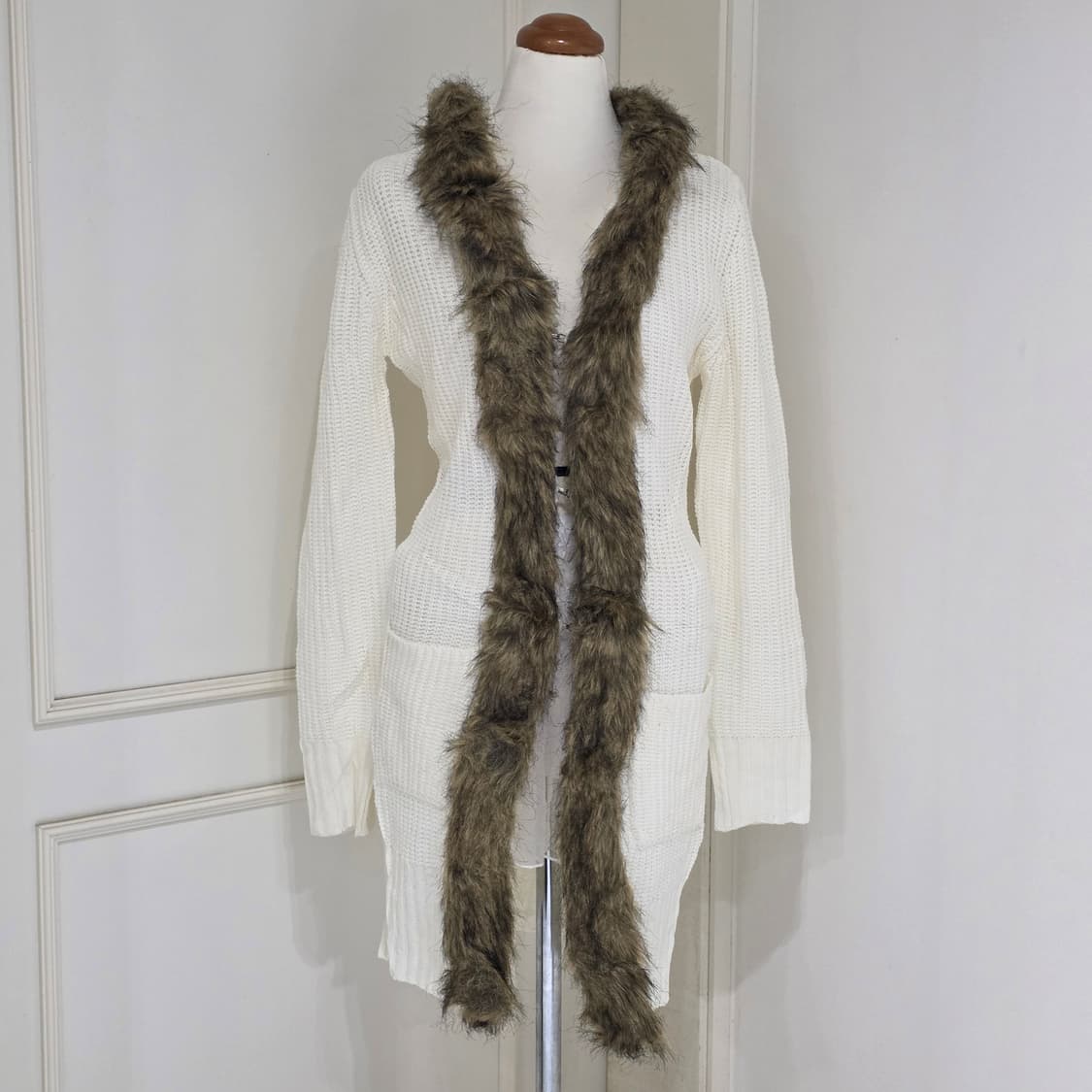 일본빈티지)오네갸루st 모리걸 대대장 모피퍼 후드롱니트가디건 상품이미지2