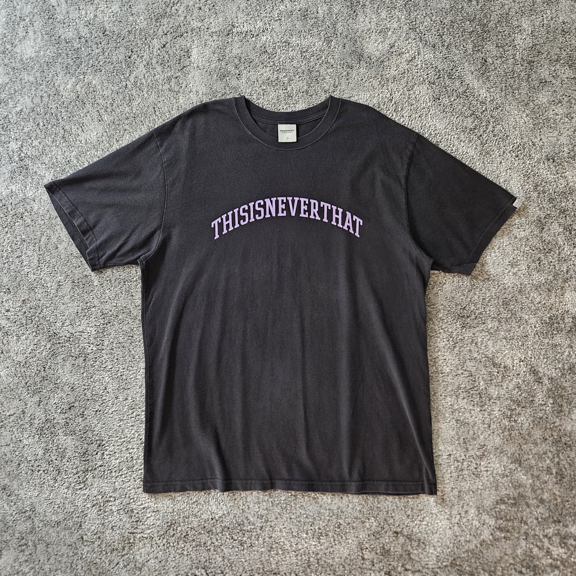 [무료배송] THISISNEVERTHAT 반팔 티셔츠 상품이미지1