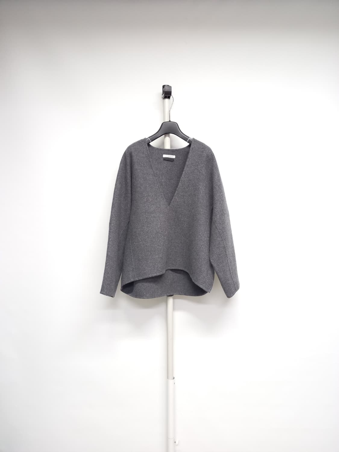 더 캐시미어 춘추동 캐시미어100 핸드메이드 아우터 66.77 상품이미지1