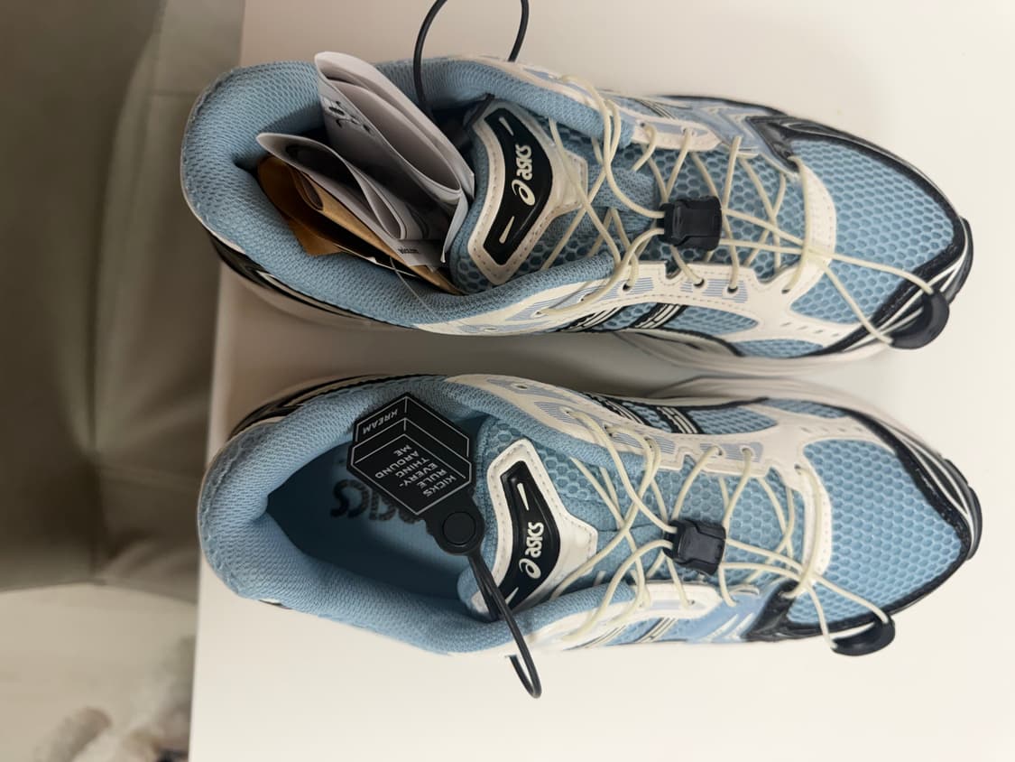 아식스 언리미티트 젤 카야노14 미스트크림250사이즈 상품이미지1