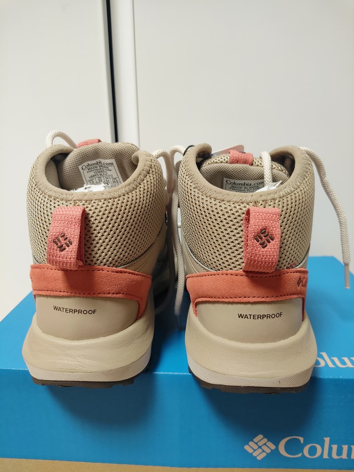 새상품 컬럼비아 트레킹화 상품이미지5