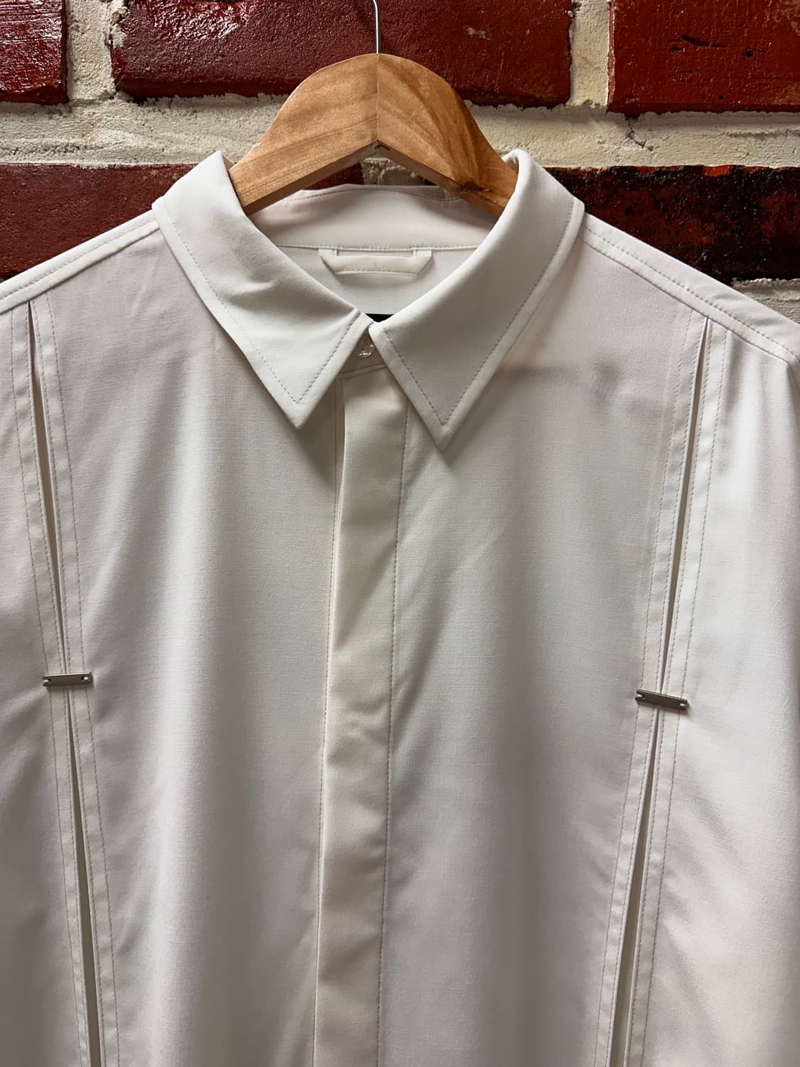 (L)이세 디테일 오버핏 셔츠 화이트 상품이미지2