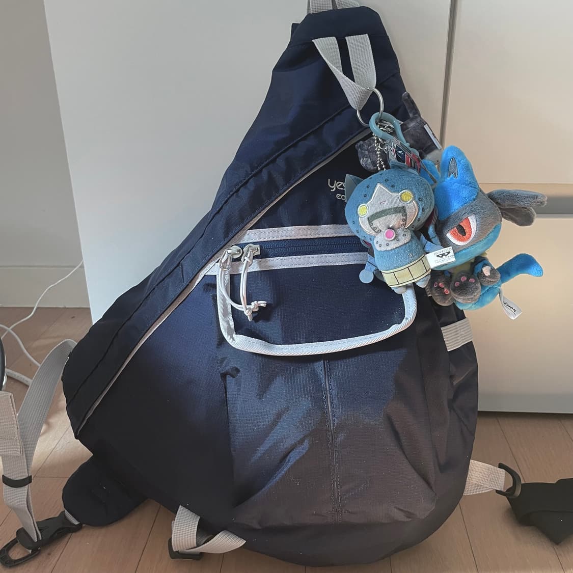 예스아이씨 슬링백 네이비 상품이미지2