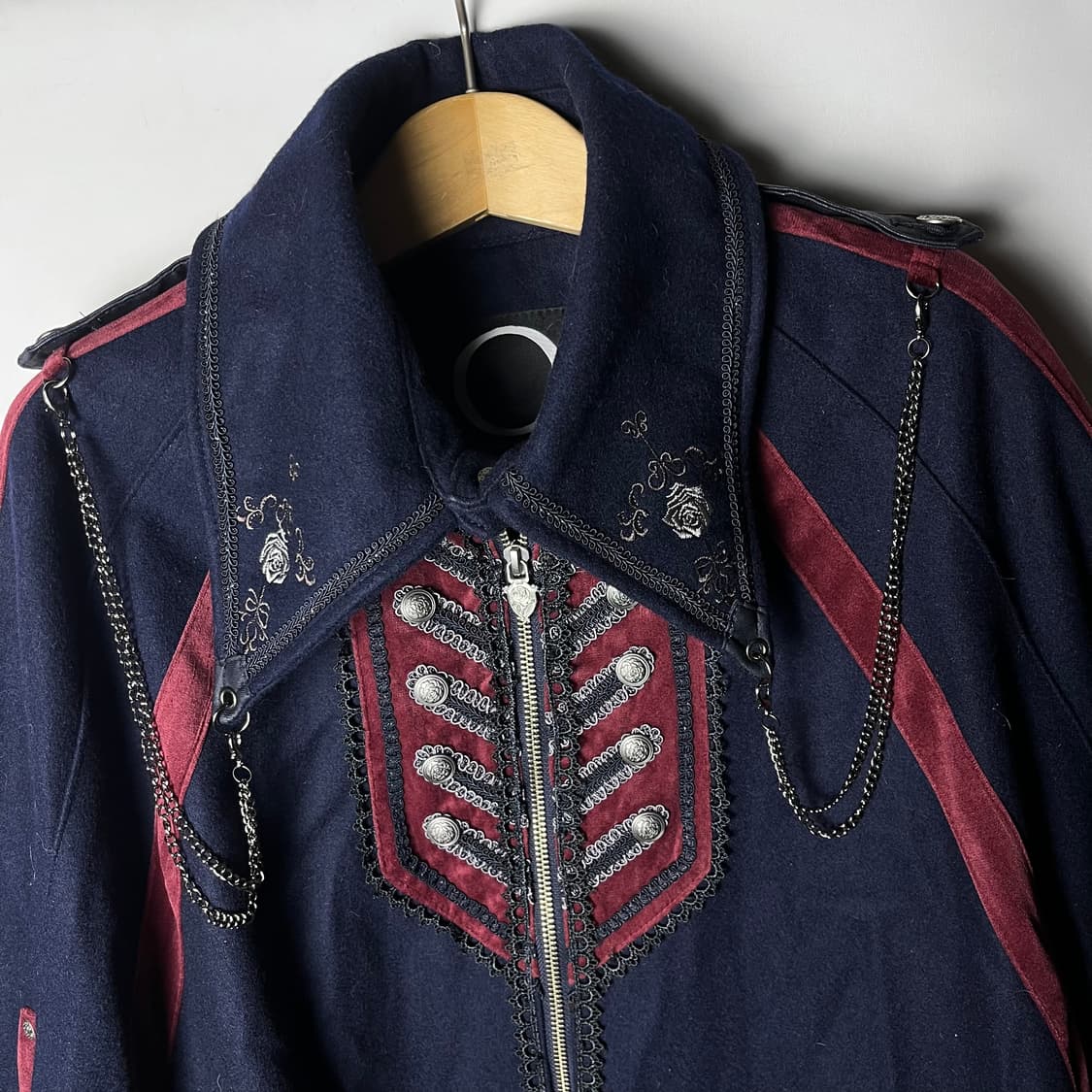 [Ozz Oneste] 오즈온 뱀파이어 로즈 케이프 상품이미지3