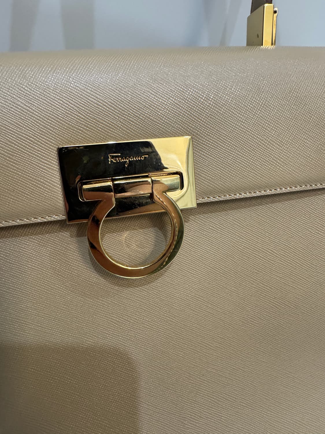 페라가모 켈리백 상품이미지3