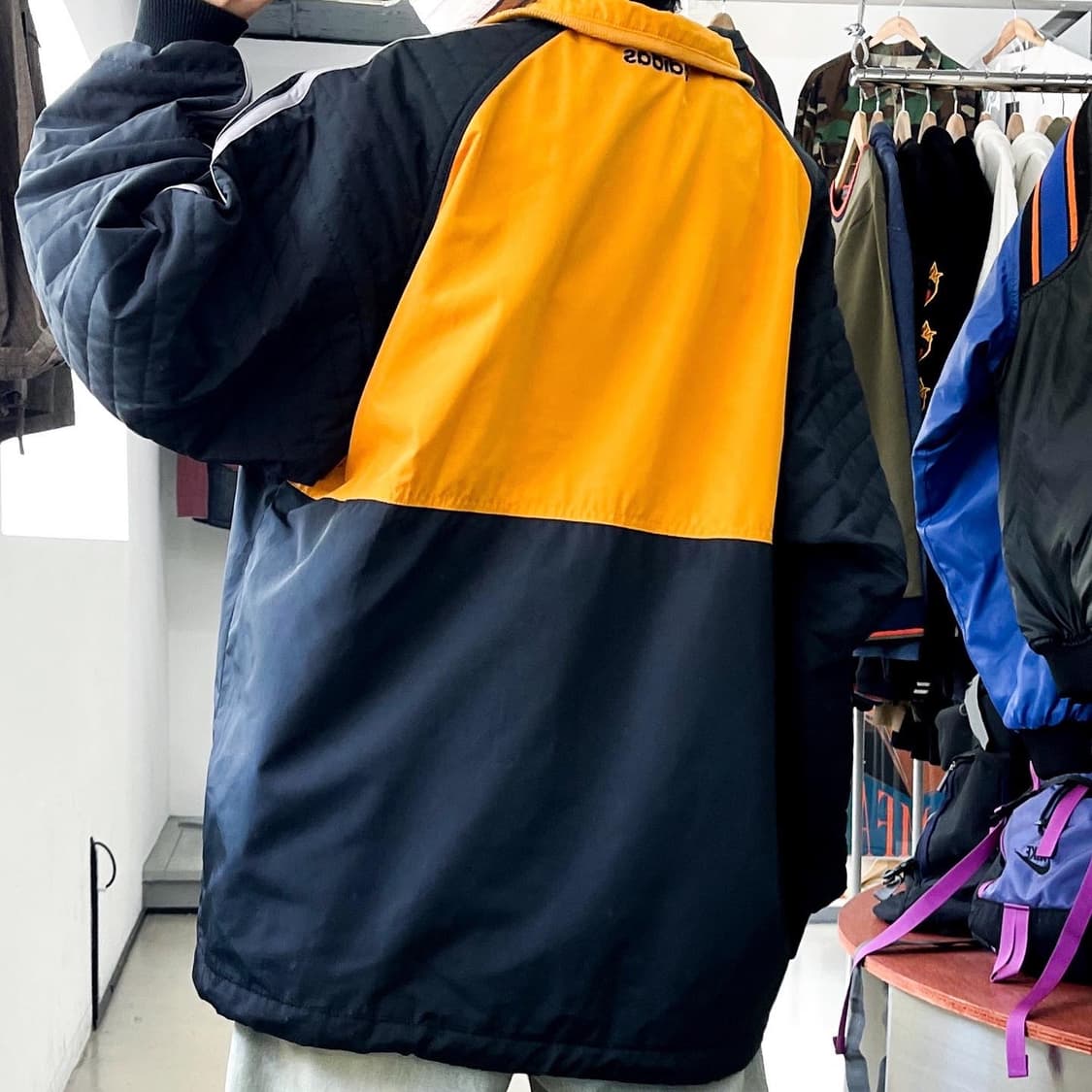 아디다스x데상트 90s 트레포일 올드스쿨풀오버아노락 상품이미지2