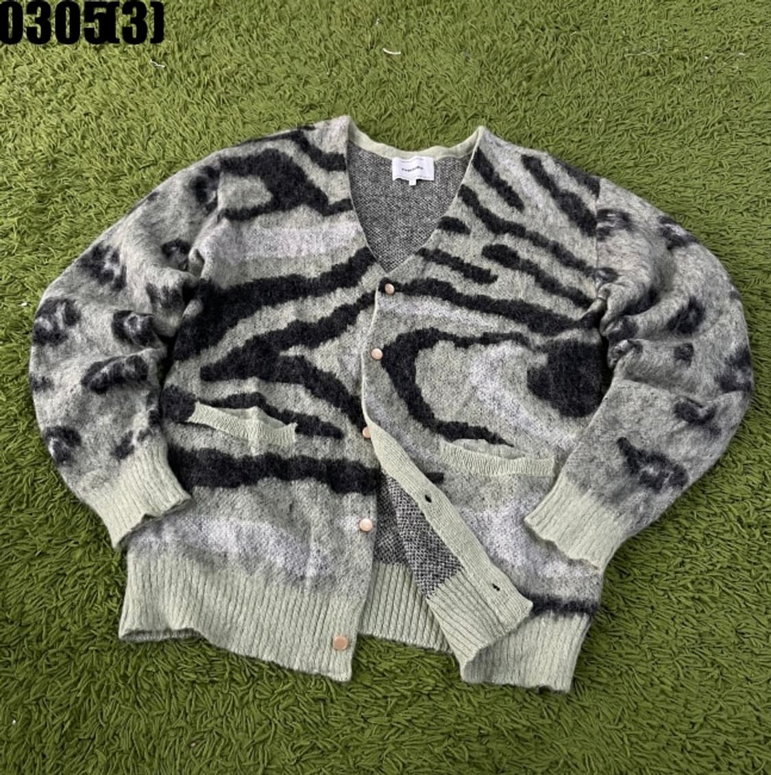 비바스튜디오 니트 가디건 상품이미지1