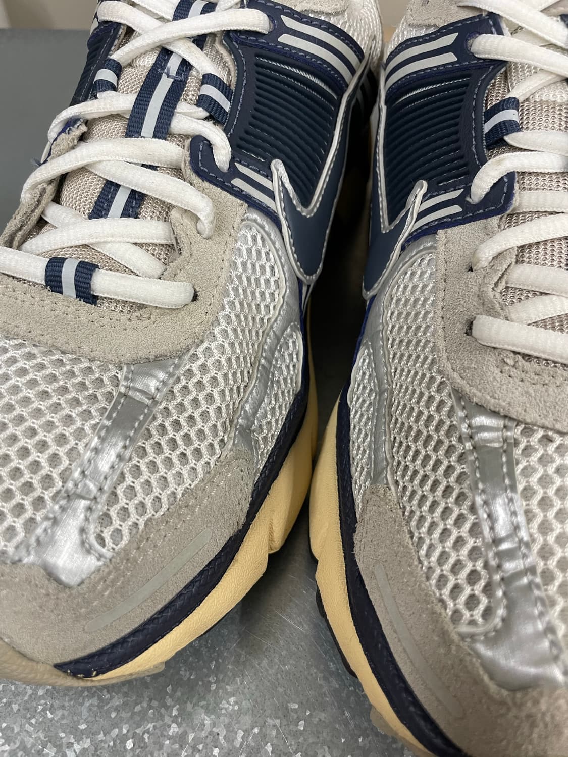 나이키 줌 보메로 5 화이트 썬더 블루 265 상품이미지7