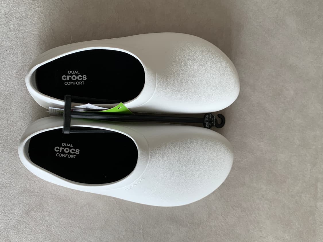 (새상품) 크록스 온 더 클락 워크 슬립온 270 상품이미지4