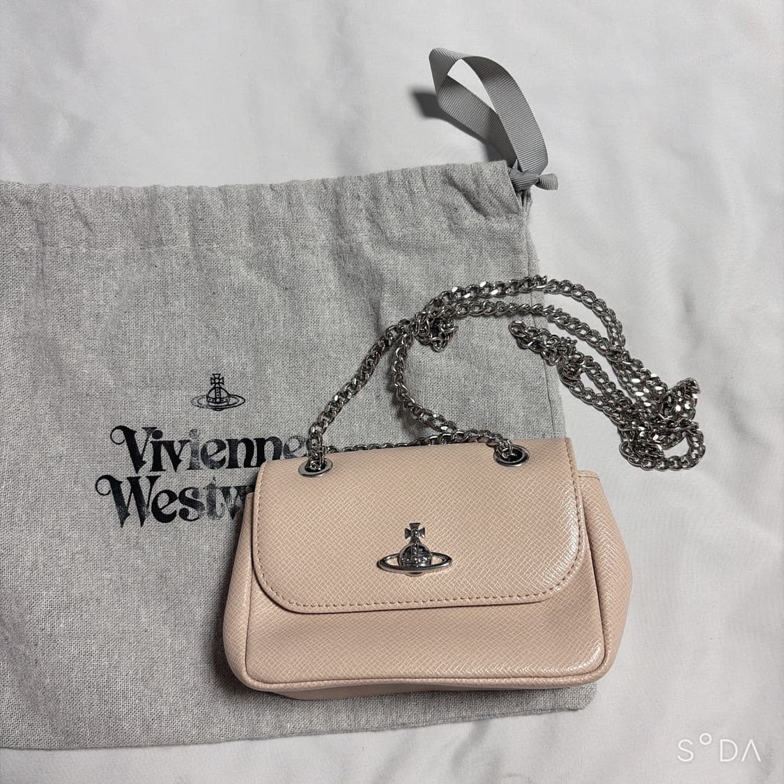 비비안웨스트우드 미니 체인 크로스백 상품이미지1