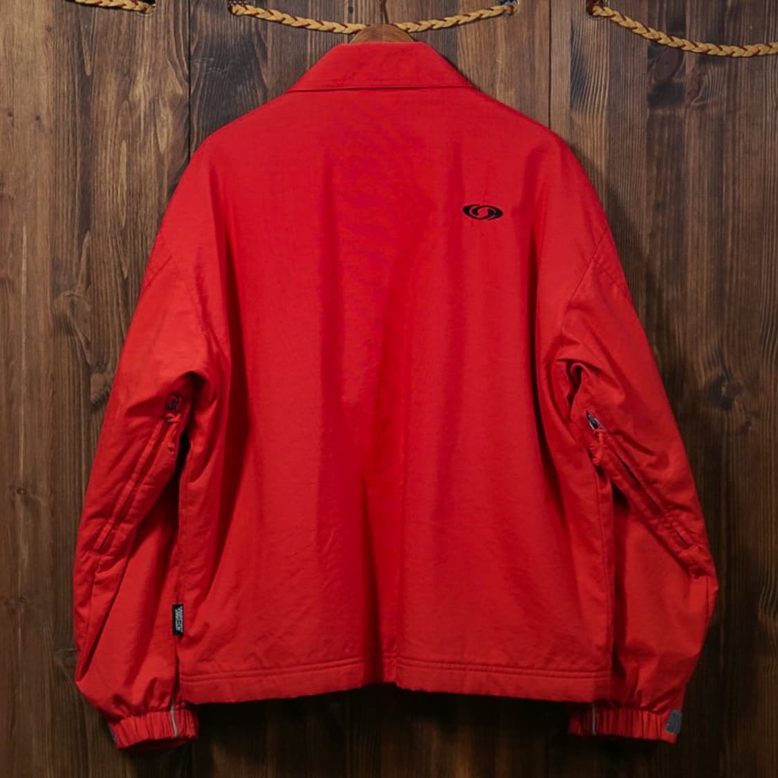 살로몬 00s 테크니컬 자켓 상품이미지3