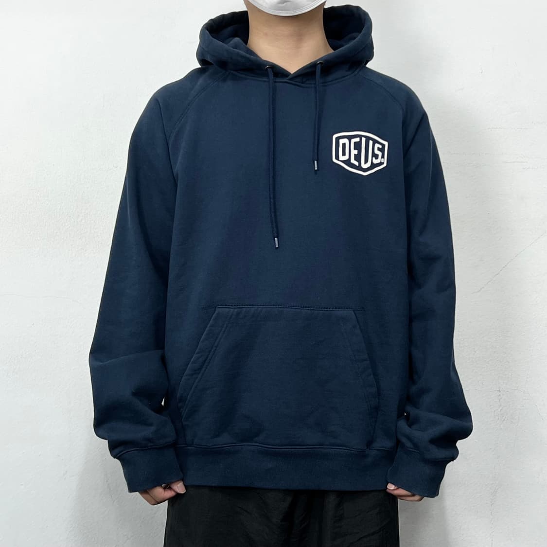 데우스 엑스 마키나 오버사이즈 서울 엔트러사이트 후디 상품이미지3