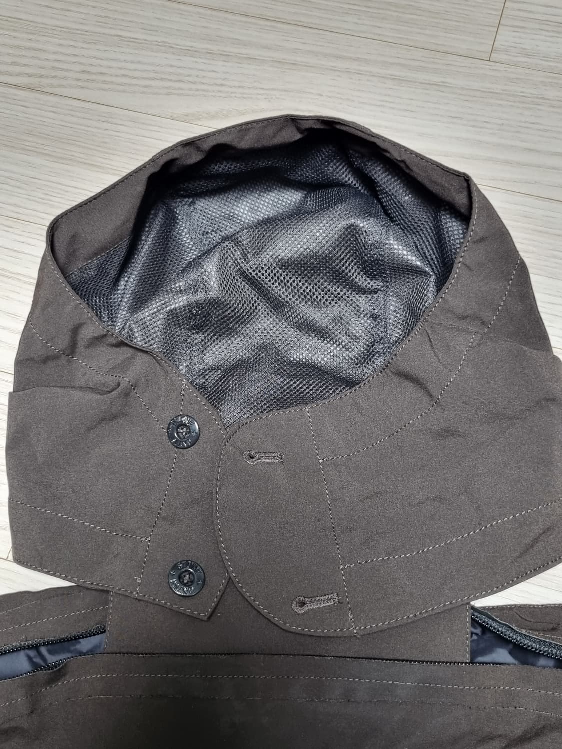 스톤아일랜드 소프트쉘 프리마로프트 경량패딩 상품이미지6