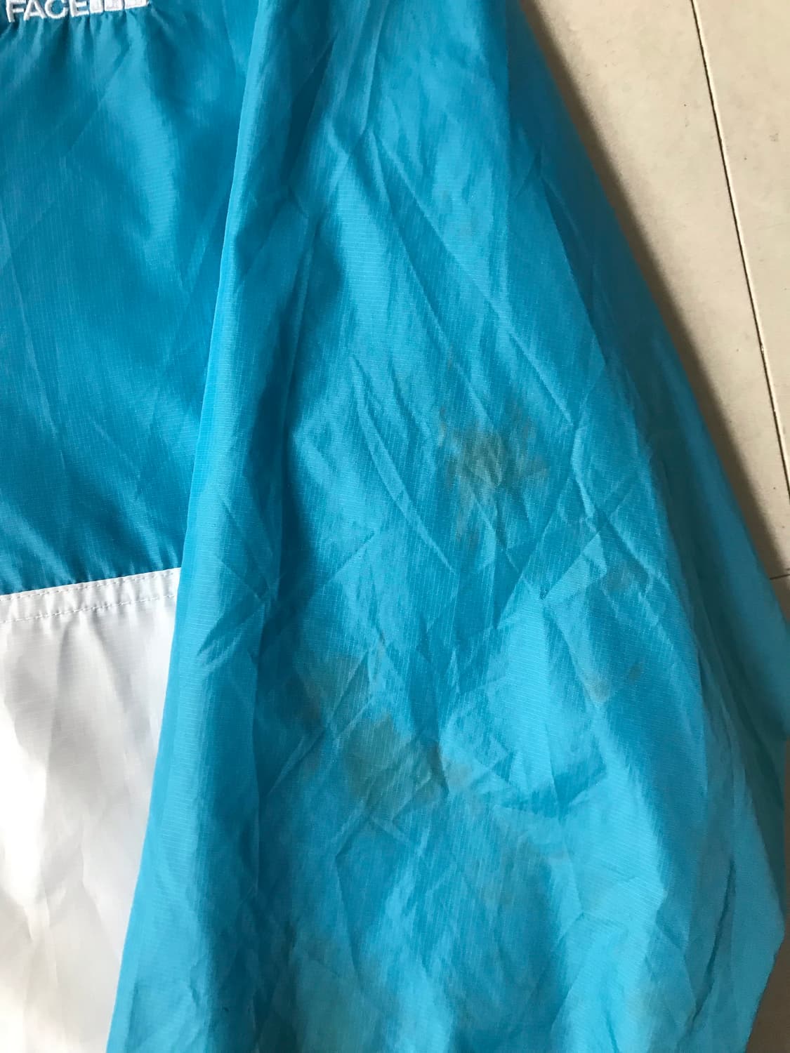 노페 연하늘 화이트 바람막이 상품이미지6