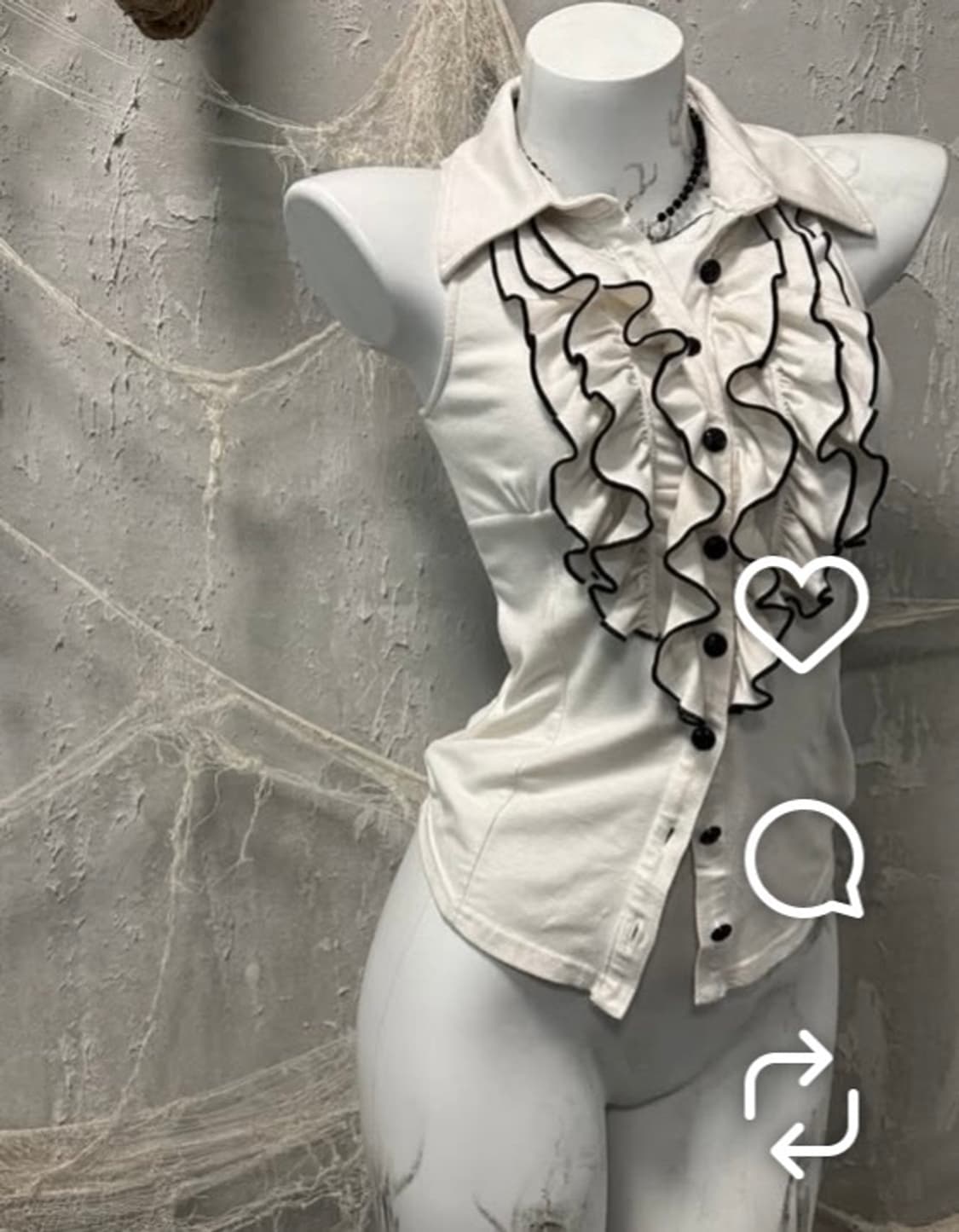 공겜여주룩 로맨틱상의 로맨틱 나시 홀터 상품이미지1